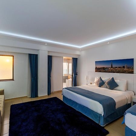 Jbr Penthouse With Terrace Pool Apartment Dubai Bagian luar foto