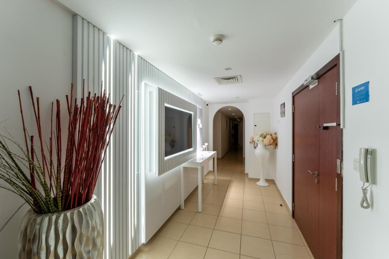 Jbr Penthouse With Terrace Pool Apartment Dubai Bagian luar foto