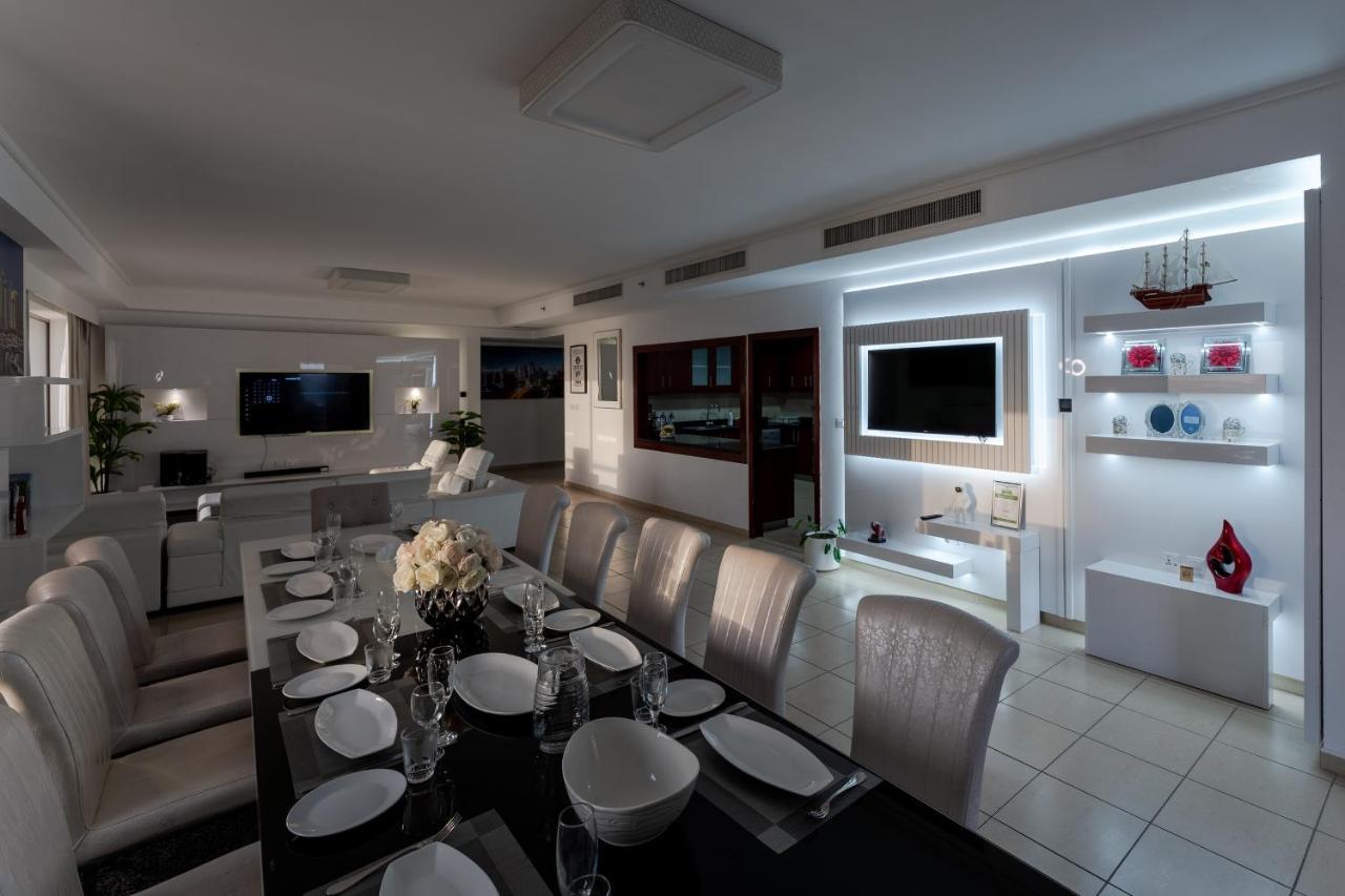Jbr Penthouse With Terrace Pool Apartment Dubai Bagian luar foto