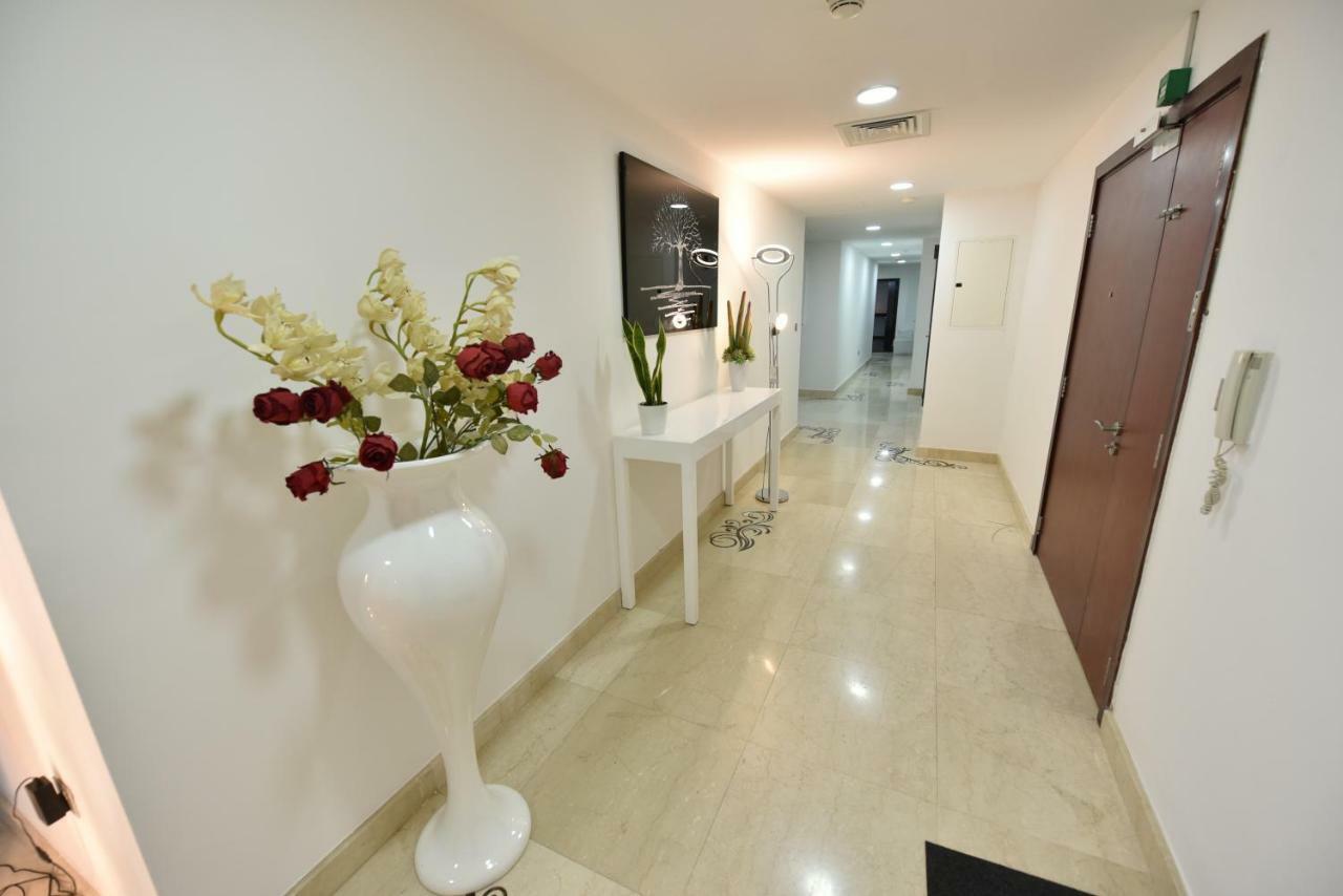 Jbr Penthouse With Terrace Pool Apartment Dubai Bagian luar foto
